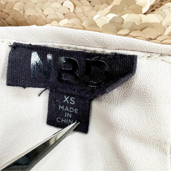 NBD Revolve Sequin Angled Angel Mini Skirt Gold Size XS - Picture 6 of 9